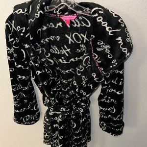 Betsy Johnson S/XS bath robe women’s